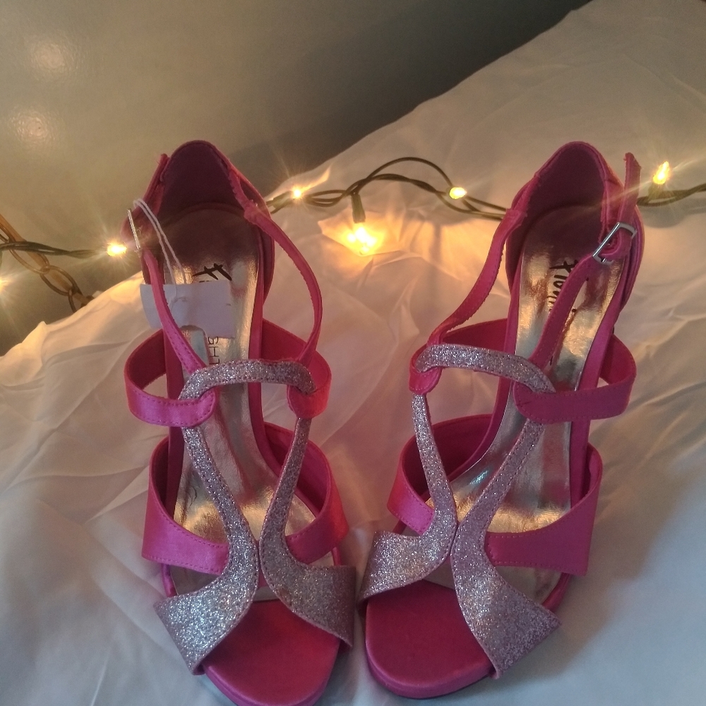 Fioni night heels